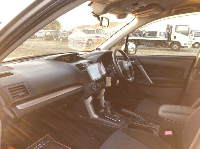 2013 Subaru FORESTER pictures