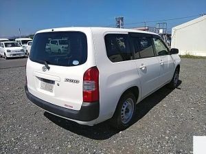 2017 Toyota SUCCEED pictures