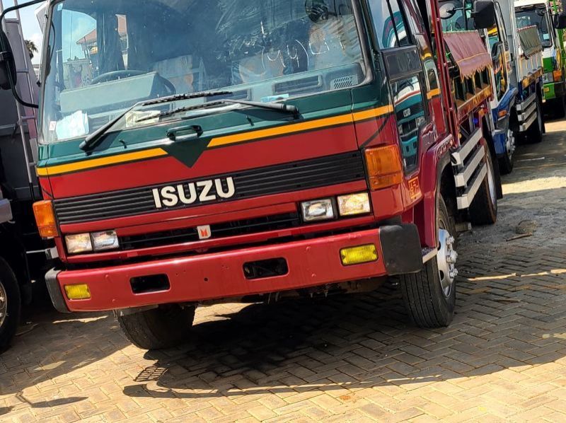 Used Isuzu Forward for sale in Kampala, Uganda