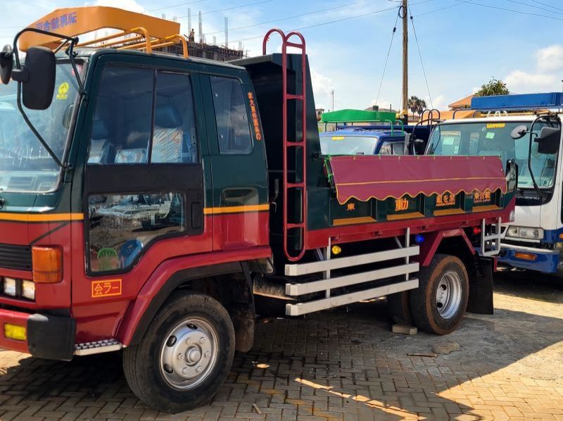 1991 Isuzu Forward pictures
