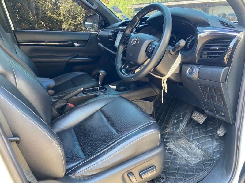 2019 Toyota Hillux pictures