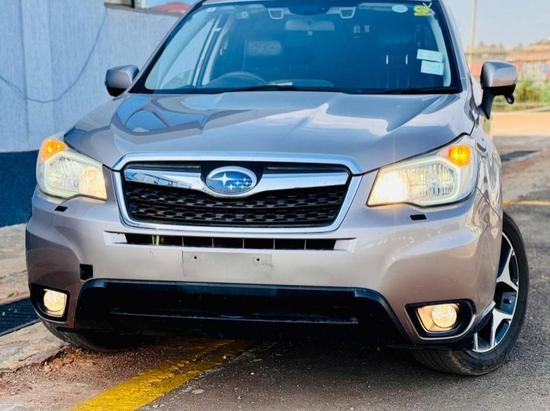 2013 Subaru Forester pictures