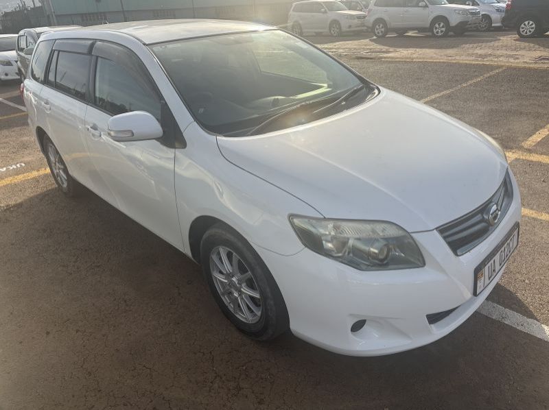 Used Toyota Fielder for sale in Kampala, Uganda