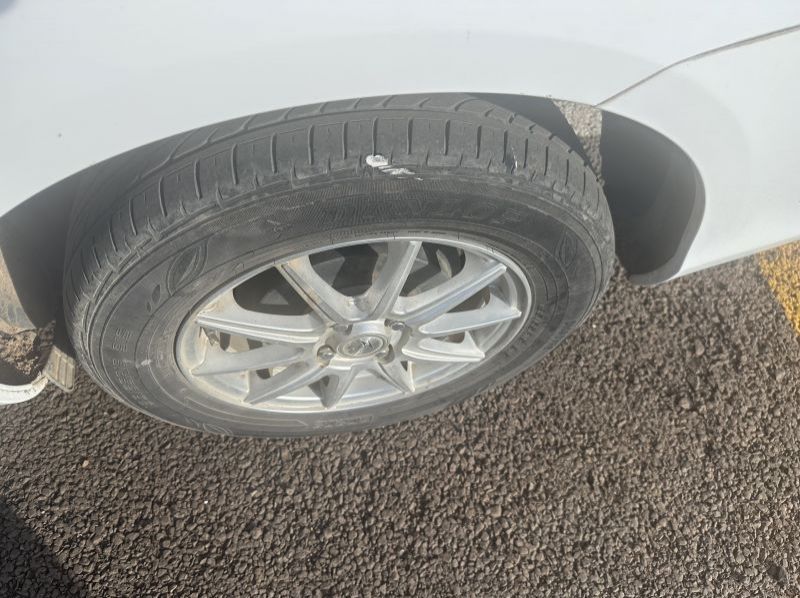 2011 Toyota Fielder pictures