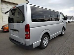 2011 Toyota HIACE VAN pictures