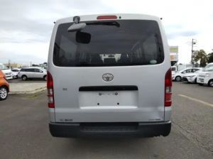 2011 Toyota HIACE VAN pictures