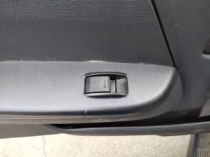 2011 Toyota HIACE VAN pictures
