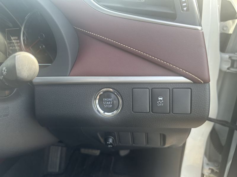 2016 Toyota Harrier pictures