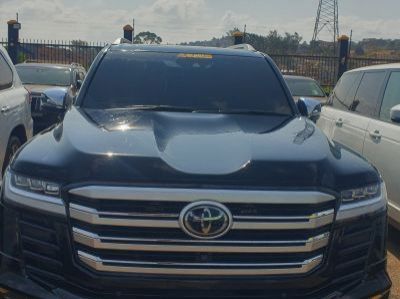 Used Toyota LAND CRUISER for sale in Kampala, Uganda