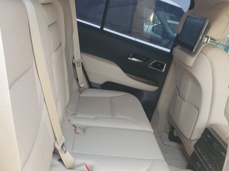 2023 Toyota LAND CRUISER pictures