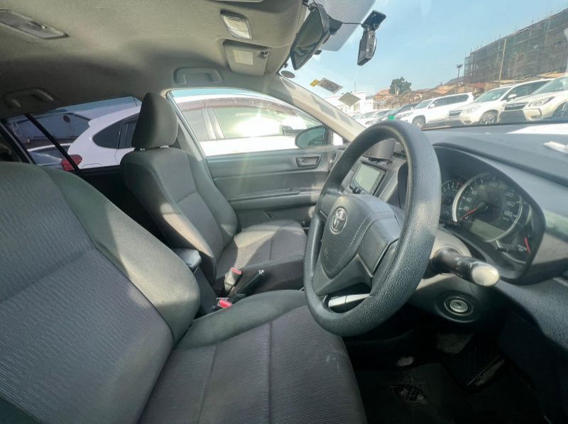 2017 Toyota Fielder pictures
