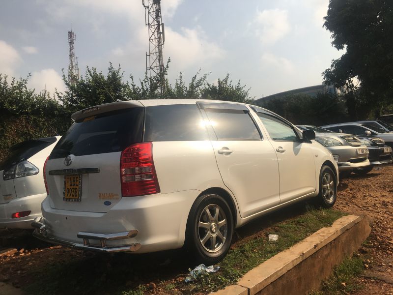 2003 Toyota WISH for sale | 70 000 Km | Automatic transmission - World